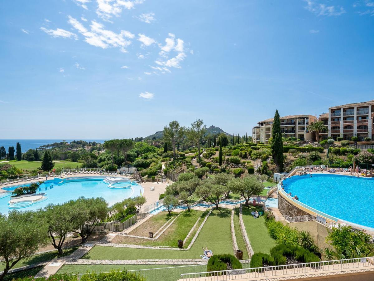 Apartment Village Cap Esterel - Les Bastides-6 By Interhome Saint-Raphael  Bagian luar foto
