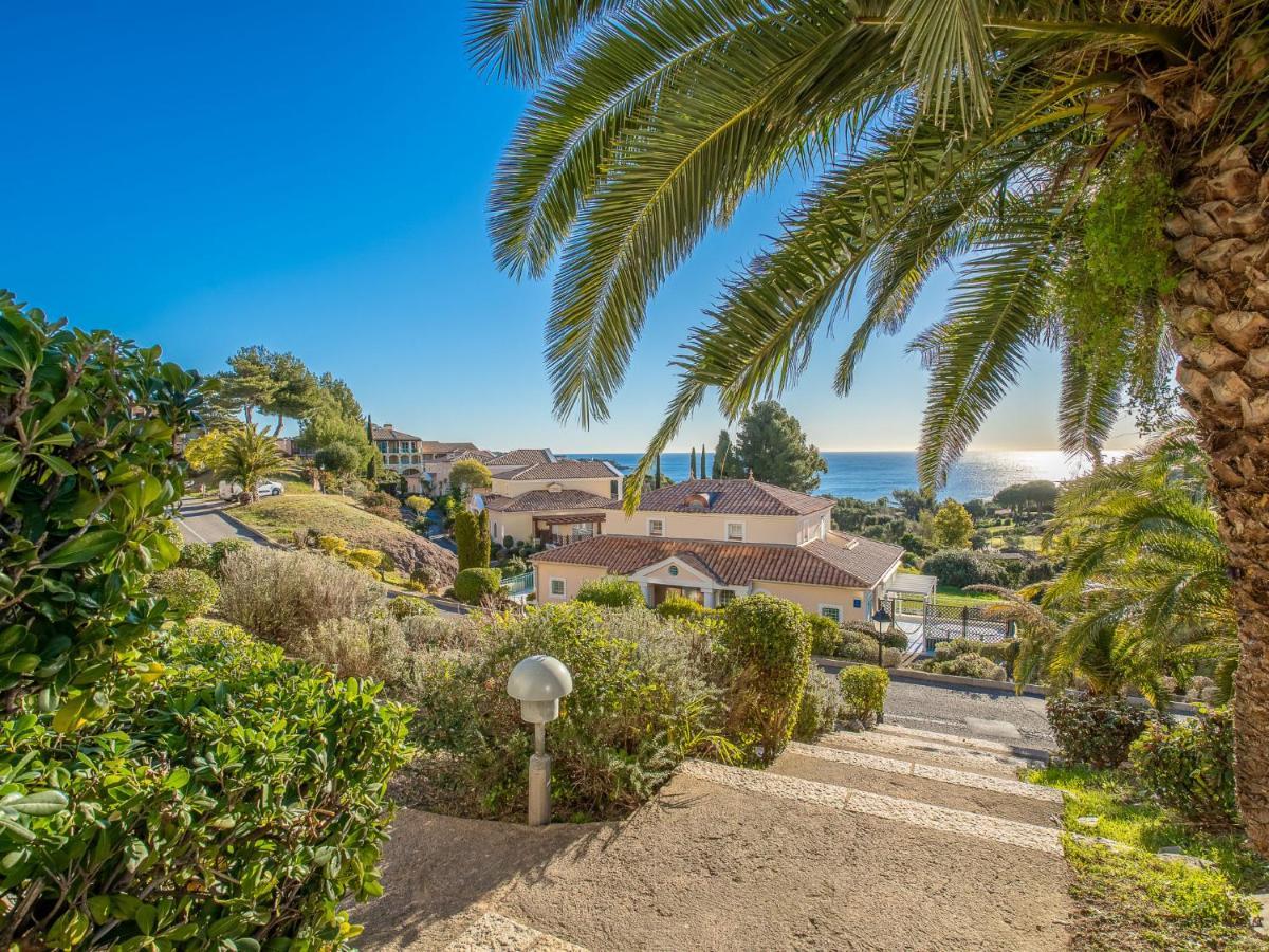 Apartment Village Cap Esterel - Les Bastides-6 By Interhome Saint-Raphael  Bagian luar foto