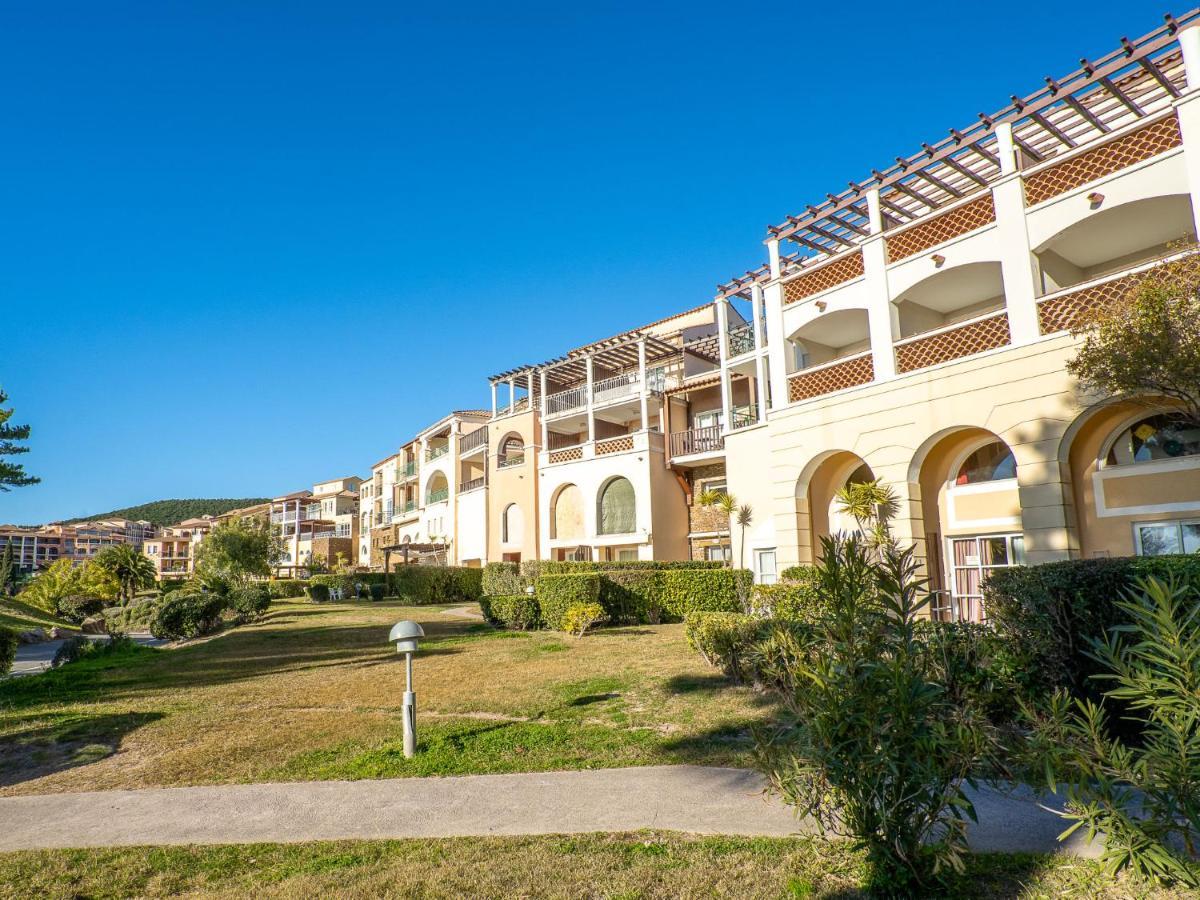Apartment Village Cap Esterel - Les Bastides-6 By Interhome Saint-Raphael  Bagian luar foto