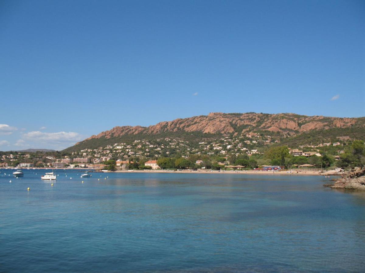 Apartment Village Cap Esterel - Les Bastides-6 By Interhome Saint-Raphael  Bagian luar foto