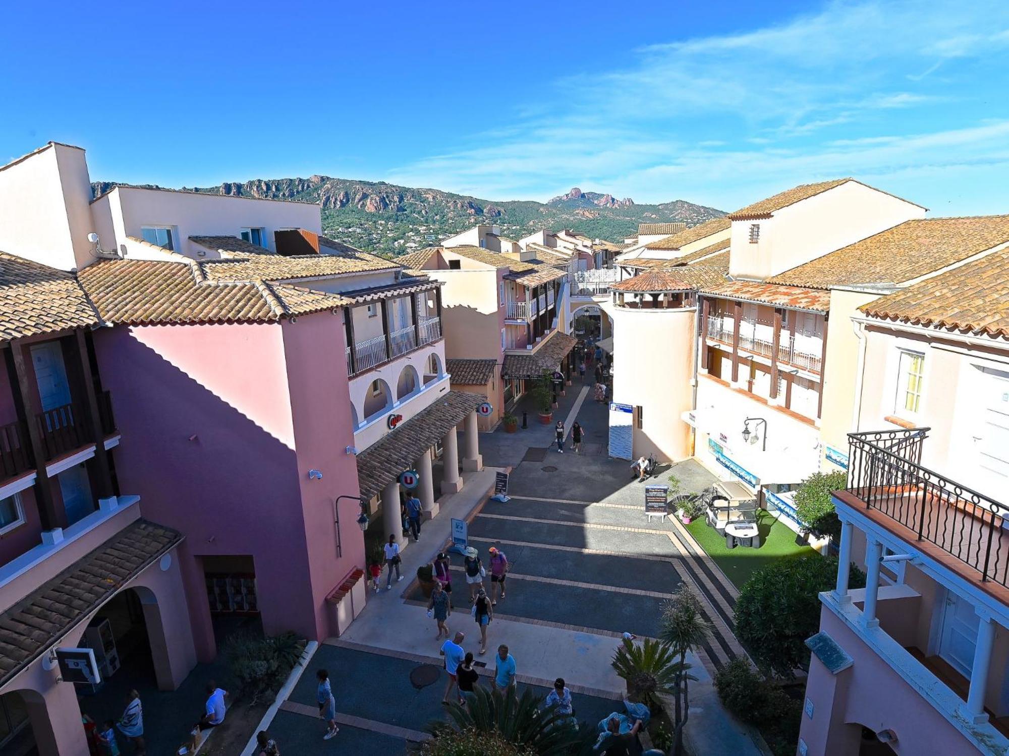 Apartment Village Cap Esterel - Les Bastides-6 By Interhome Saint-Raphael  Bagian luar foto
