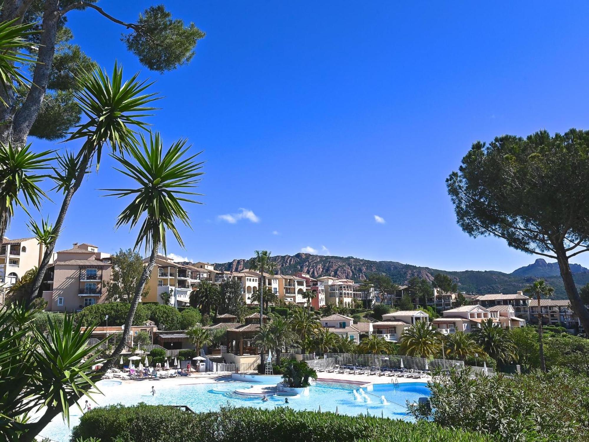 Apartment Village Cap Esterel - Les Bastides-6 By Interhome Saint-Raphael  Bagian luar foto