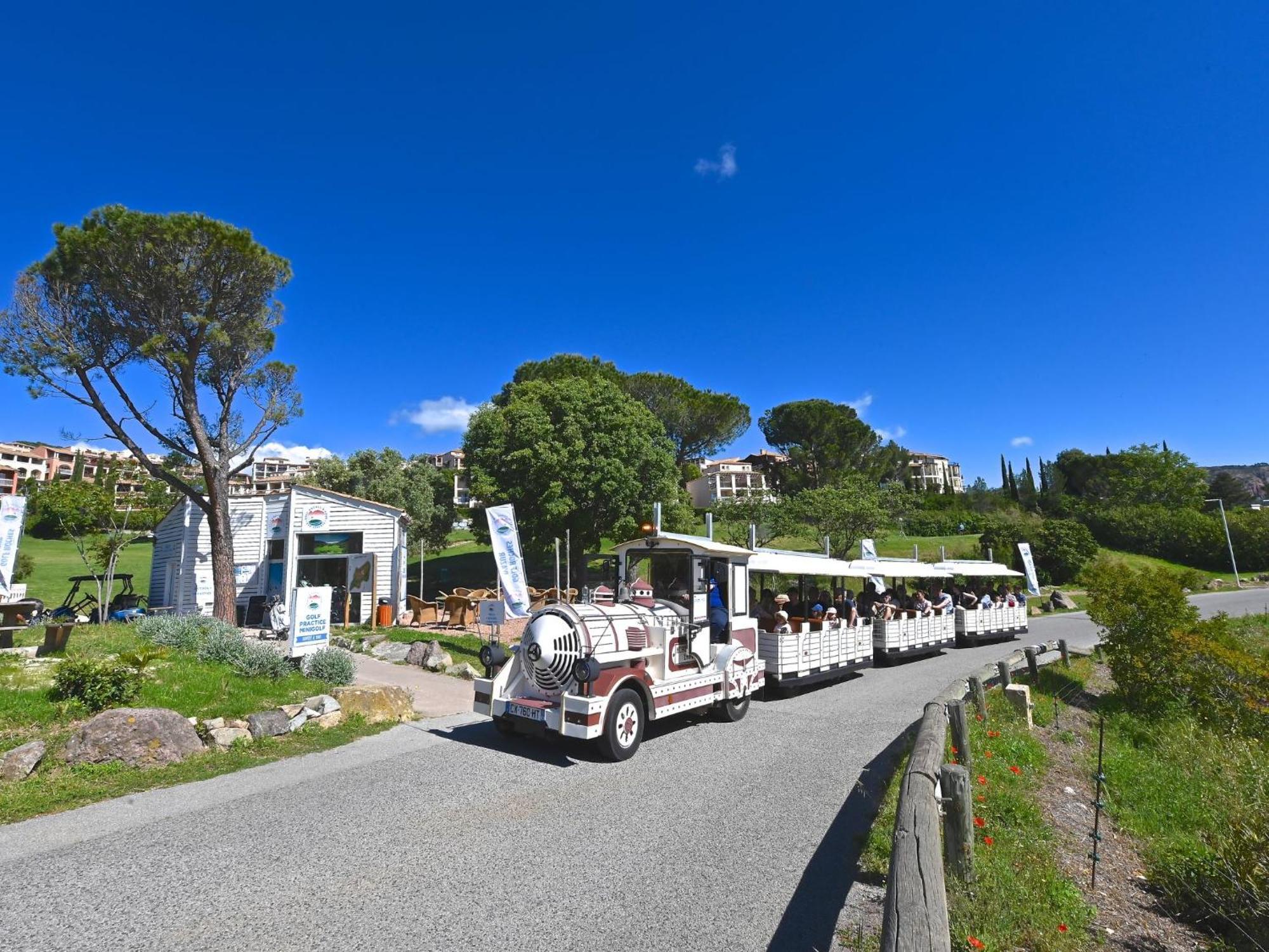Apartment Village Cap Esterel - Les Bastides-6 By Interhome Saint-Raphael  Bagian luar foto