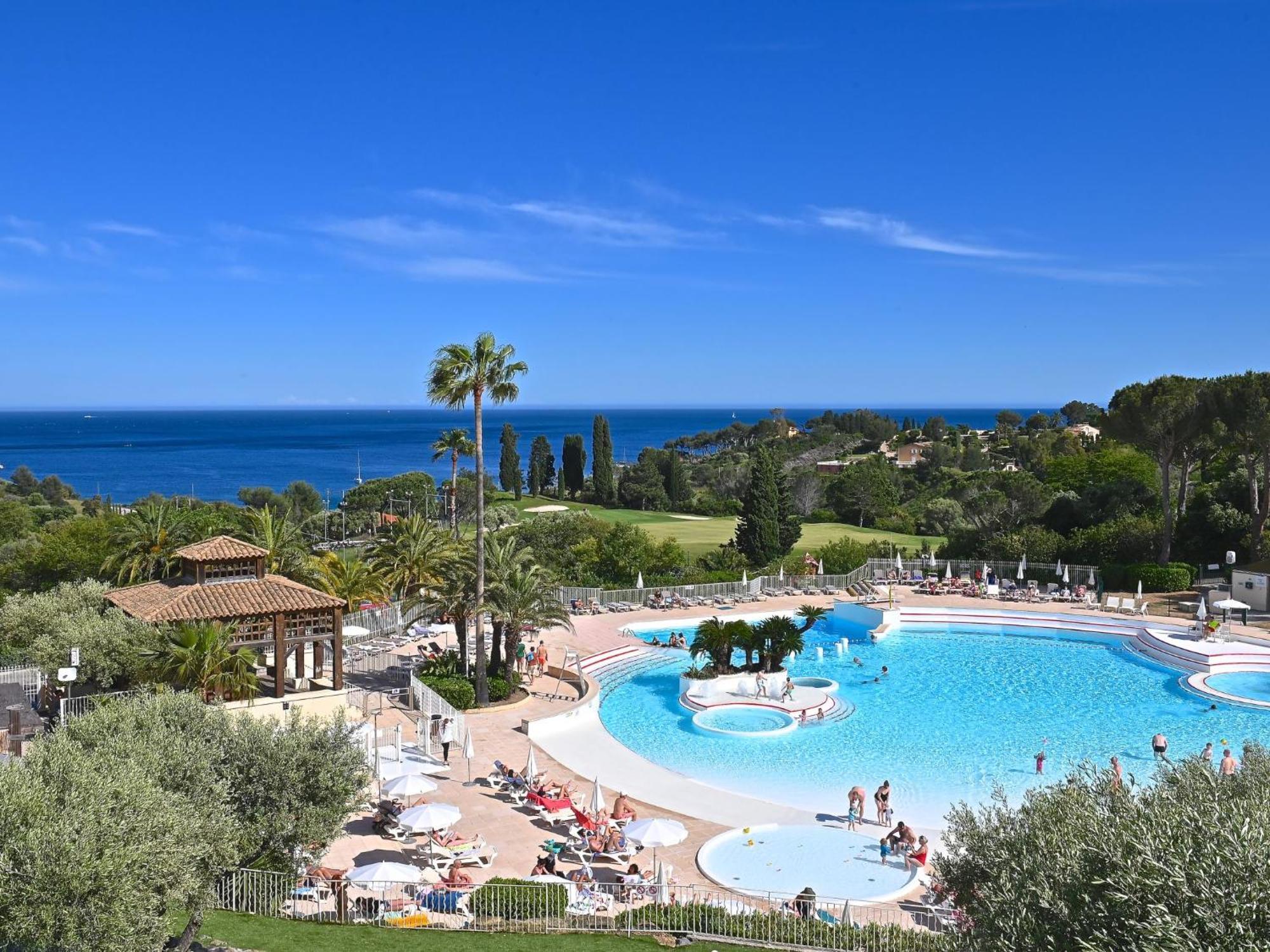 Apartment Village Cap Esterel - Les Bastides-6 By Interhome Saint-Raphael  Bagian luar foto